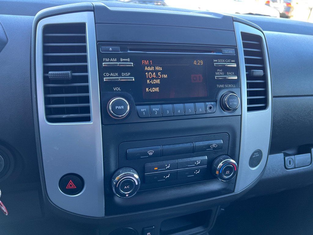 Used 2014 Nissan Frontier SV RWD image 19