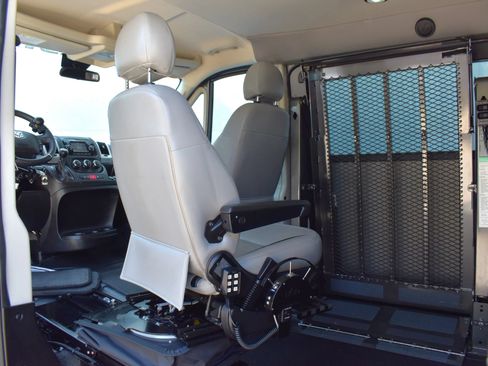 Used 2018 RAM ProMaster 1500 w/ Mopar Trailer Tow Group FWD image 57