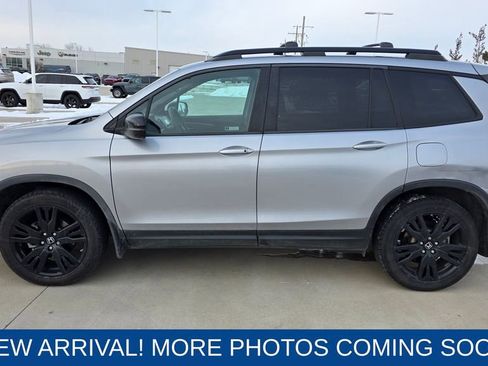 Used 2019 Honda Passport Sport image 2