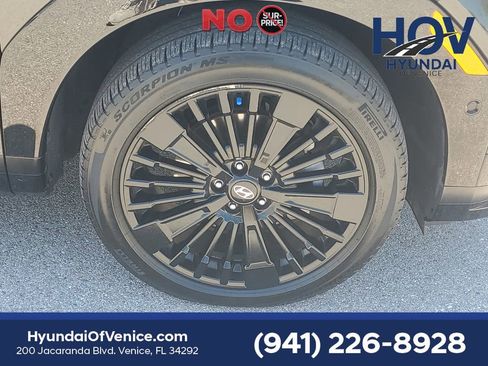 Certified 2024 Hyundai Santa Fe Calligraphy AWD/4WD image 11