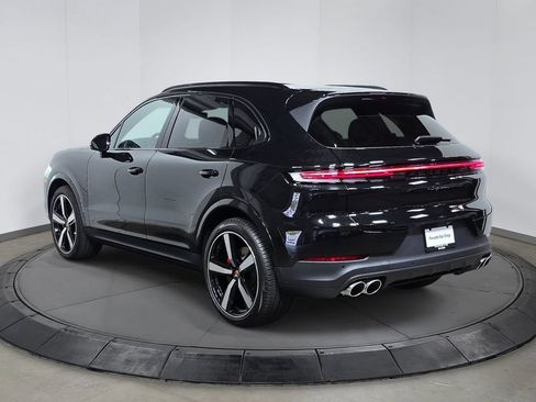 New 2026 Porsche Cayenne S AWD/4WD image 3