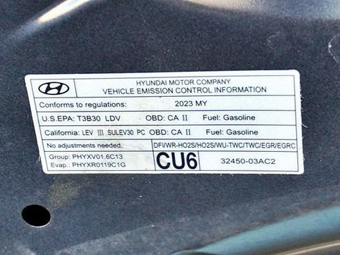 Certified 2023 Hyundai Elantra Limited FWD image 35