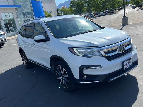 Certified 2022 Honda Pilot Elite image 2