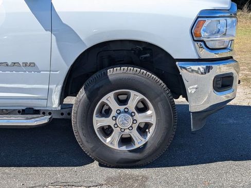 Used 2024 RAM 2500 Big Horn image 12