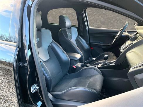 Used 2017 Ford Focus RS image 7
