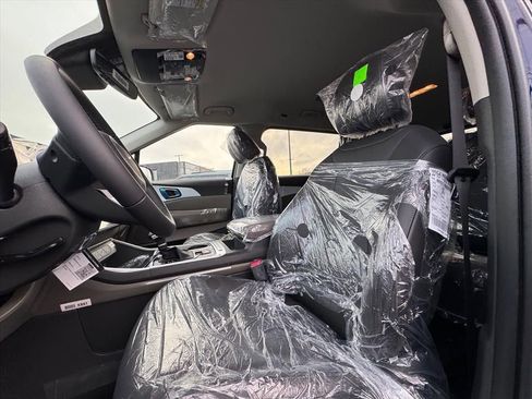 New 2026 Kia Carnival image 12