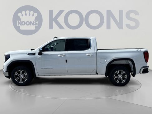New 2026 GMC Sierra 1500 SLE AWD/4WD image 2