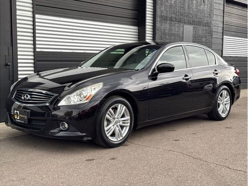 Used 2012 INFINITI G37 Journey w/ Premium Pkg image 6