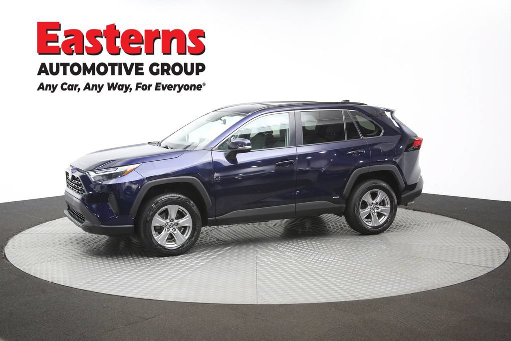 Used 2024 Toyota RAV4 XLE AWD/4WD image 57