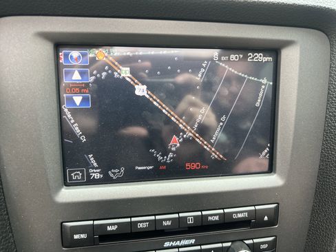 Used 2011 Ford Mustang Shelby GT500 w/ SVT Performance Pkg image 25