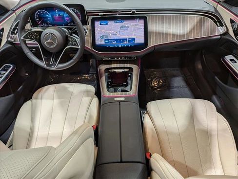 Used 2026 Mercedes-Benz E 350 Sedan image 19