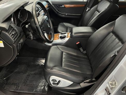 Used 2008 Mercedes-Benz R 350 4MATIC image 9