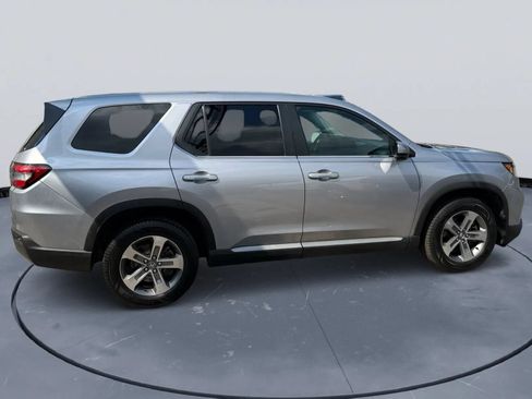 Used 2024 Honda Pilot EX-L image 5