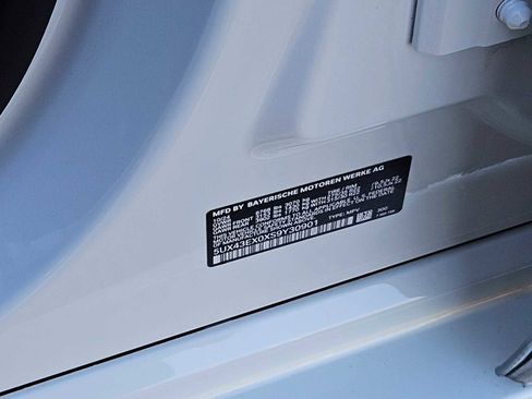 Used 2025 BMW X6 M60i image 26