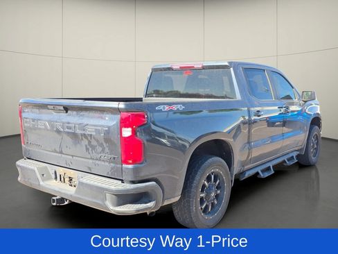 Used 2021 Chevrolet Silverado 1500 RST AWD/4WD image 9