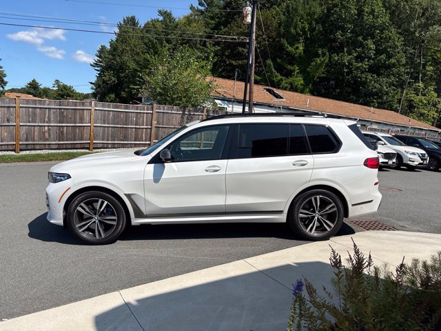 Used 2022 BMW X7 M50i w/ Cold Weather Package AWD/4WD image 20
