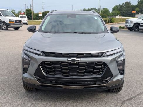 New 2026 Chevrolet Trax ACTIV w/ Sunroof Package FWD image 7
