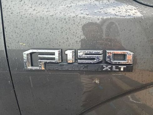 Used 2018 Ford F150 XLT w/ Equipment Group 302A Luxury AWD/4WD image 4