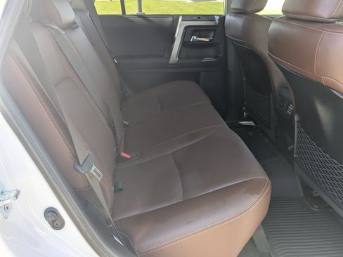 Used 2024 Toyota 4Runner Limited AWD/4WD image 38