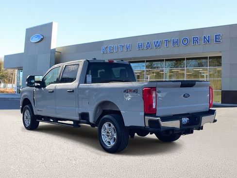 Certified 2025 Ford F250 XLT image 4