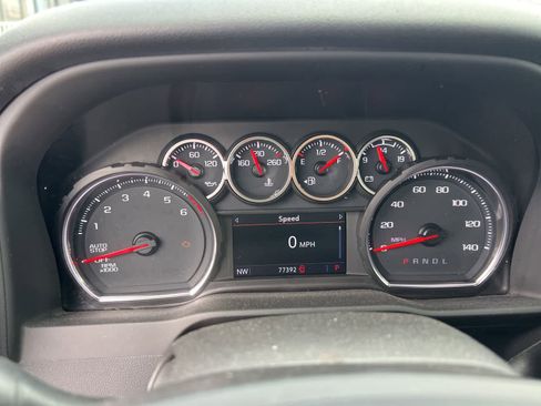Used 2022 Chevrolet Silverado 1500 Custom w/ Safety Confidence Package RWD image 5