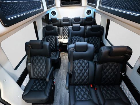 Used 2024 Mercedes-Benz Sprinter 3500 w/ Parking Package image 7