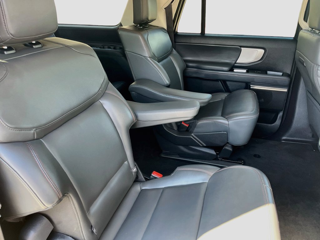 Used 2025 Ford Expedition Max Active AWD/4WD image 29