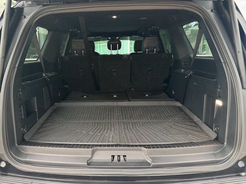 Used 2019 Ford Expedition Max Limited w/ Driver Assistance Package AWD/4WD image 10
