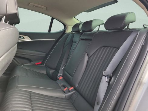 Used 2026 Genesis G70 2.5T Prestige RWD image 16
