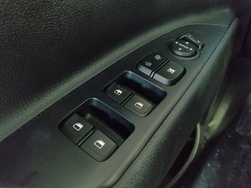 Used 2023 Kia Rio S w/ Technology Package FWD image 27