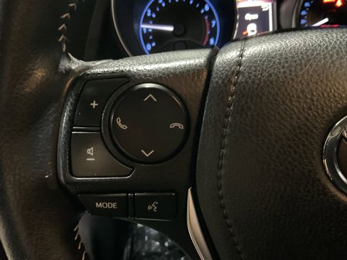 Used 2018 Toyota Corolla iM image 30