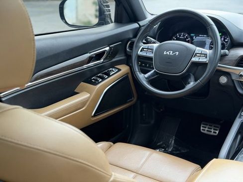 Certified 2022 Kia Telluride SX w/ Towing Package FWD image 43