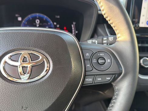 Certified 2026 Toyota Corolla Cross LE FWD image 21
