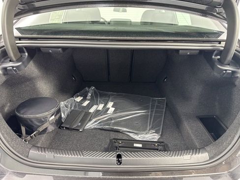 New 2026 BMW 530i xDrive w/ M Sport Package image 7