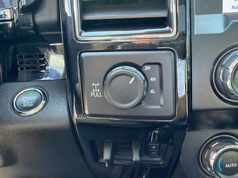 Used 2021 Ford F250 Lariat w/ Lariat Ultimate Package AWD/4WD image 20