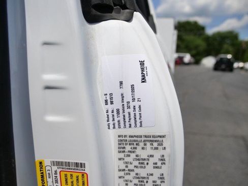 Used 2025 Ford F250 XL RWD image 39