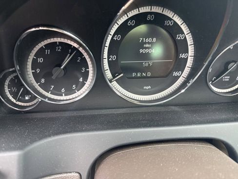 Used 2010 Mercedes-Benz E 350 E 350 image 18