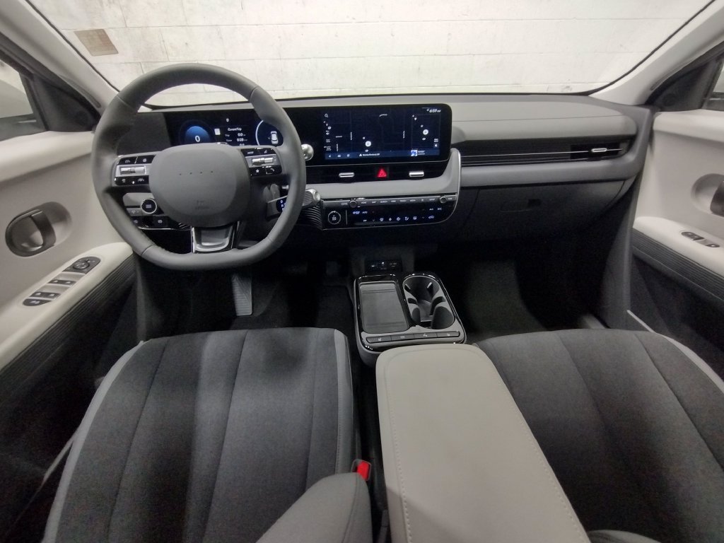New 2027 Hyundai Ioniq 5 SE AWD/4WD image 36