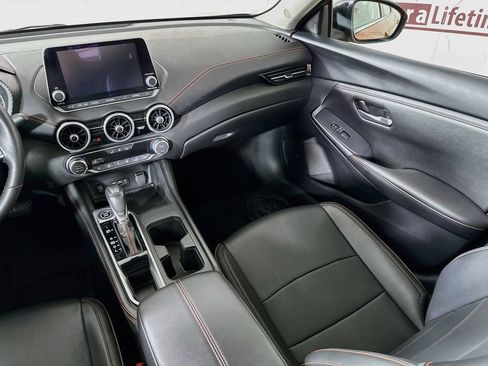 Used 2024 Nissan Sentra SR w/ SR Premium Package FWD image 27