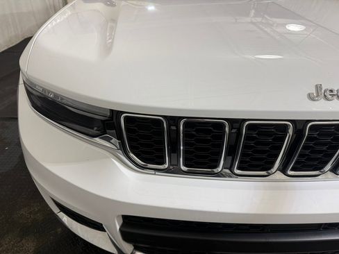 Used 2022 Jeep Grand Cherokee L Limited image 4