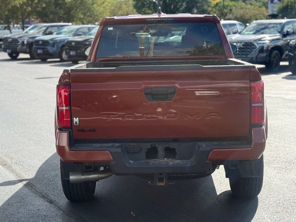 Certified 2025 Toyota Tacoma TRD Sport AWD/4WD image 7