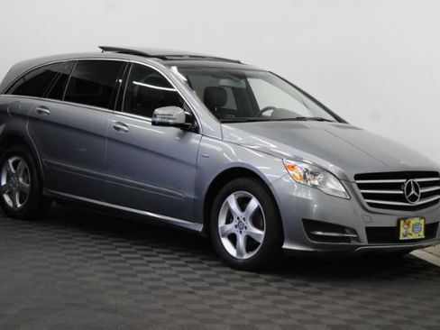 Used 2012 Mercedes-Benz R 350 4MATIC image 3