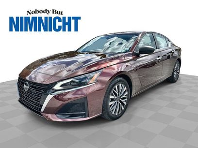 Used 2024 Nissan Altima 2.5 SV