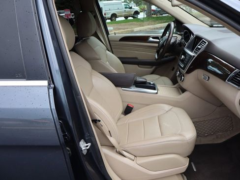 Used 2013 Mercedes-Benz ML 350 4MATIC image 22
