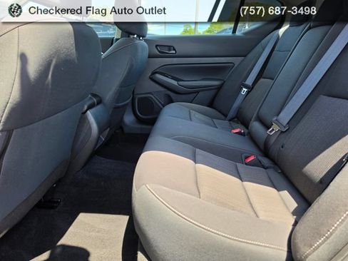 Used 2023 Nissan Altima 2.5 SV w/ SV Premium Package FWD image 25