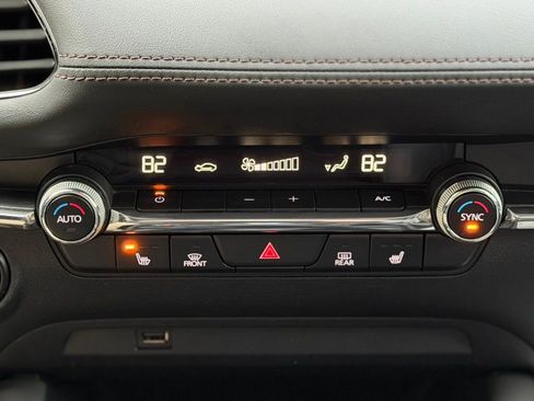 Used 2020 MAZDA MAZDA3 AWD Sedan w/ Preferred Package image 13