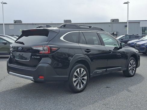 Certified 2025 Subaru Outback Limited image 4