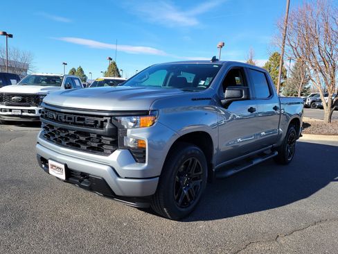 Used 2023 Chevrolet Silverado 1500 Custom w/ LPO, Dark Essentials Package image 4