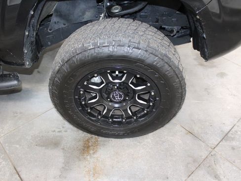 Used 2023 Toyota Tacoma SR image 57