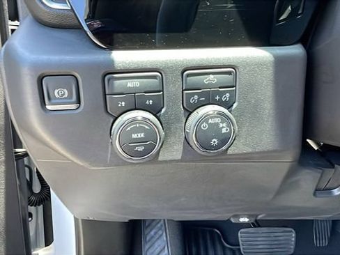 Used 2023 Chevrolet Silverado 1500 LT AWD/4WD image 24